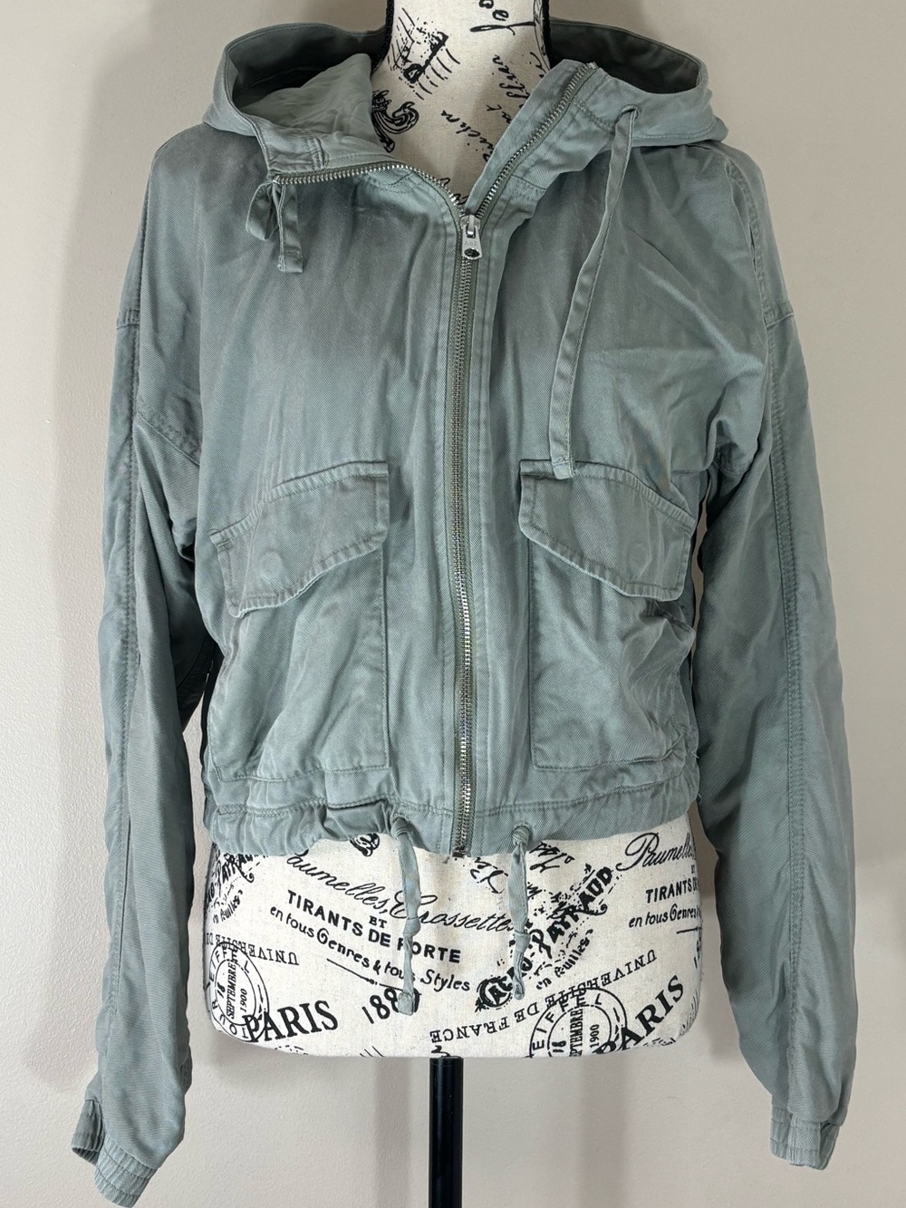 Abercrombie & Fitch Sz M Sage Zip Cropped Hoodie Utility Jacket